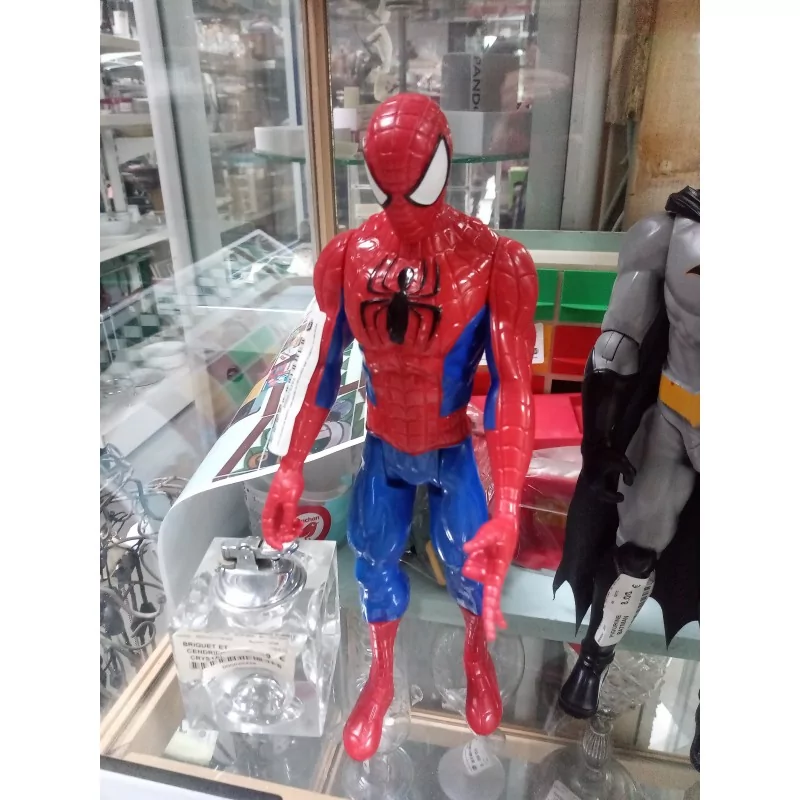 SPIDER MAN FIGURINE 