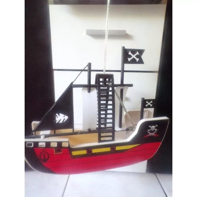 LUSTRE BATEAU PIRATE 