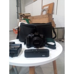 APPAREIL PHOTO CANON EOS 5000 ET SES ACCESSOIRES