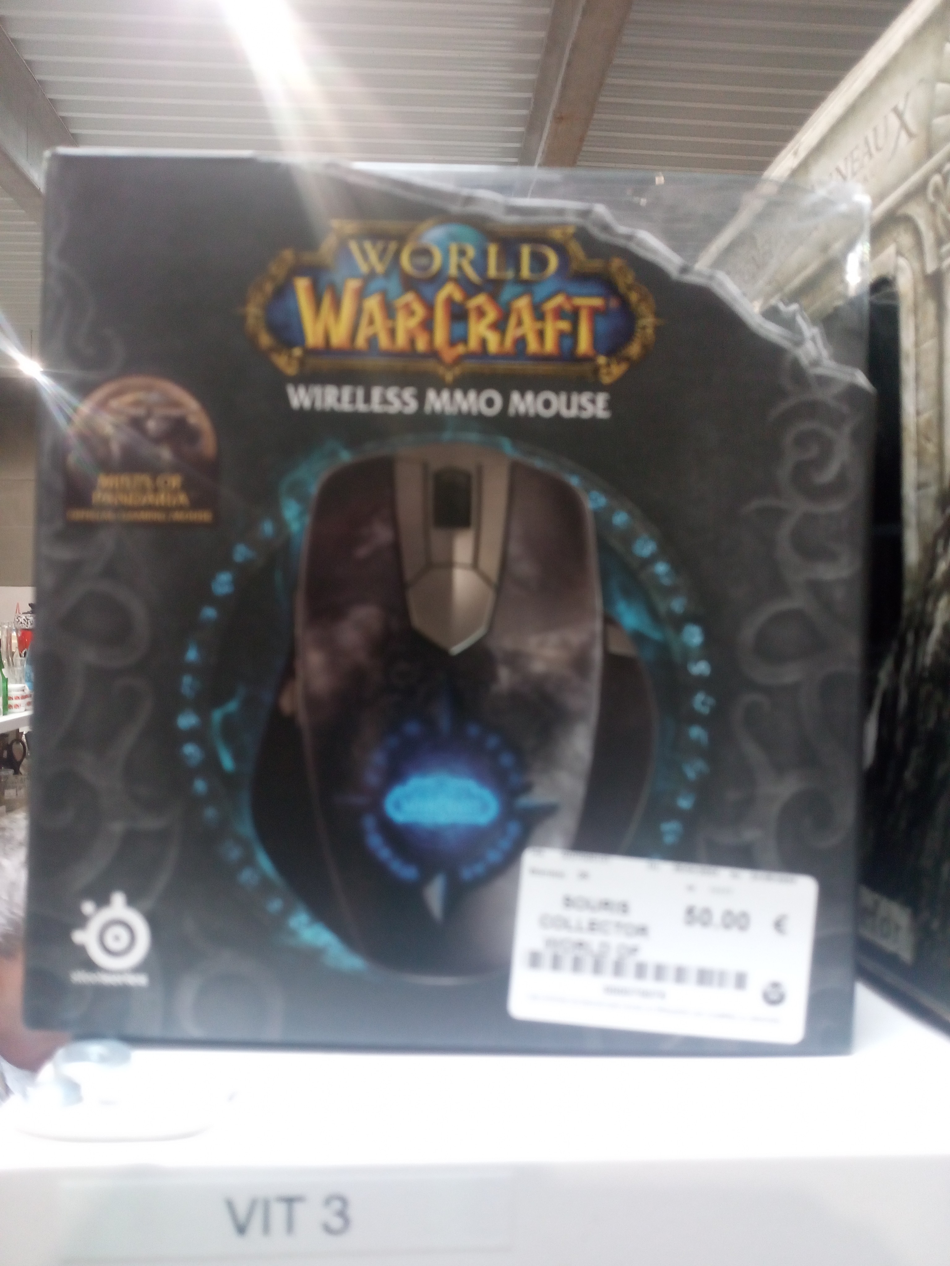 Des jeux PS4, du WARCRAFT & du meuble ECCOKAZ