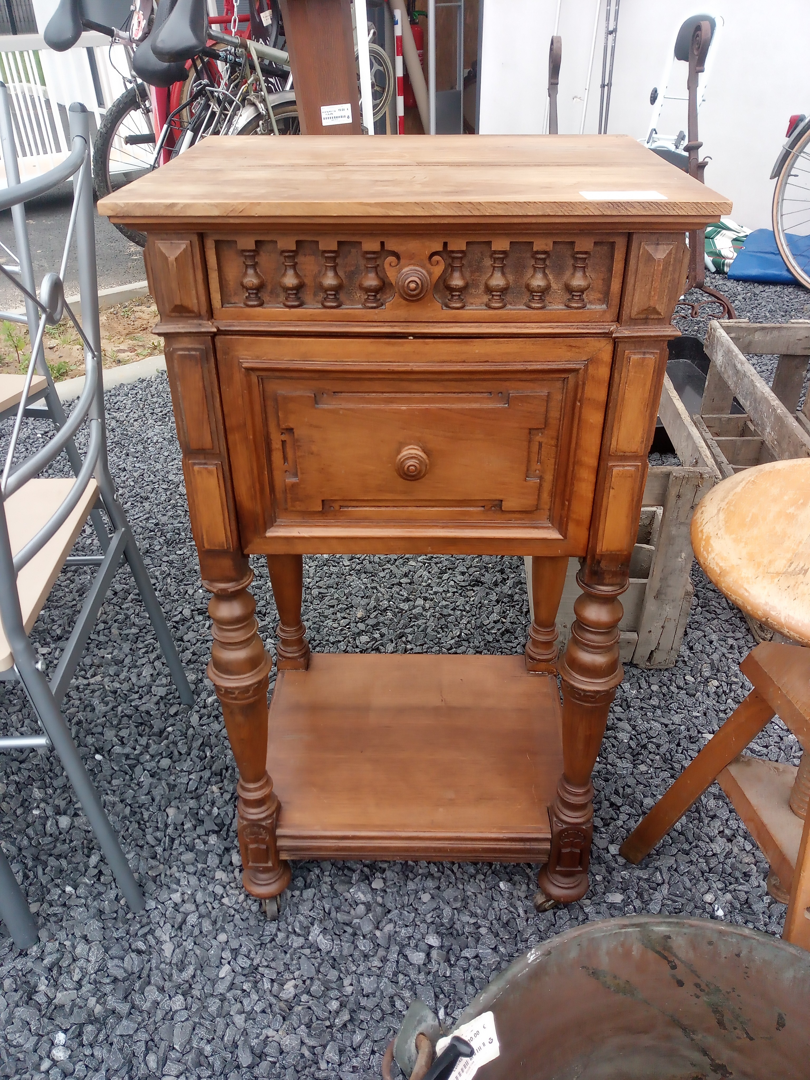 Jeux enfant en bois , des chaises, des tables & du Vintage ECCOKAZ